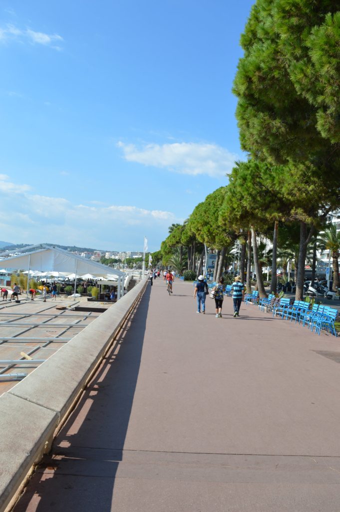 Strandpromenaden i Nicce - även det andas lyx.